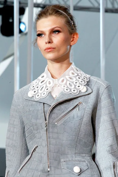 Look 57
